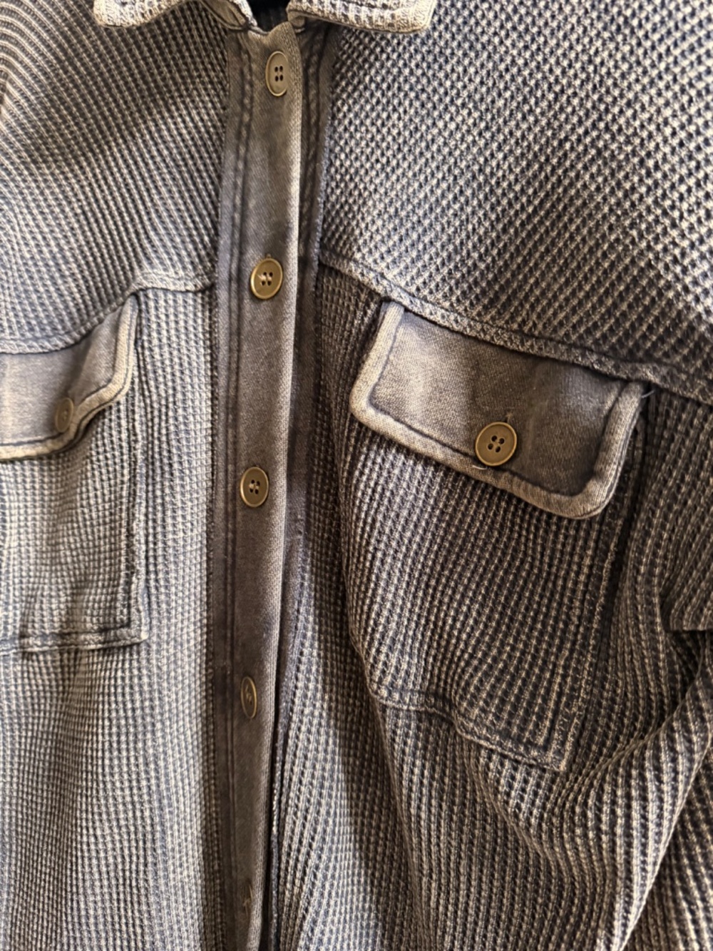 VICI Boutique Rigo Mineral Wash Waffle Thermal Button Shacket M - Picture 4 of 7